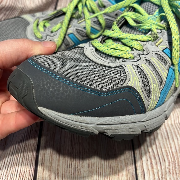 ASICS Gel Woman’s Size 10 Running Tennis Shoe Like New Gray Blue Lime Green - Picture 3 of 9